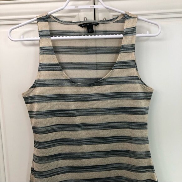 Banana Republic gold metallic women’s tank top - Picture 2 of 9